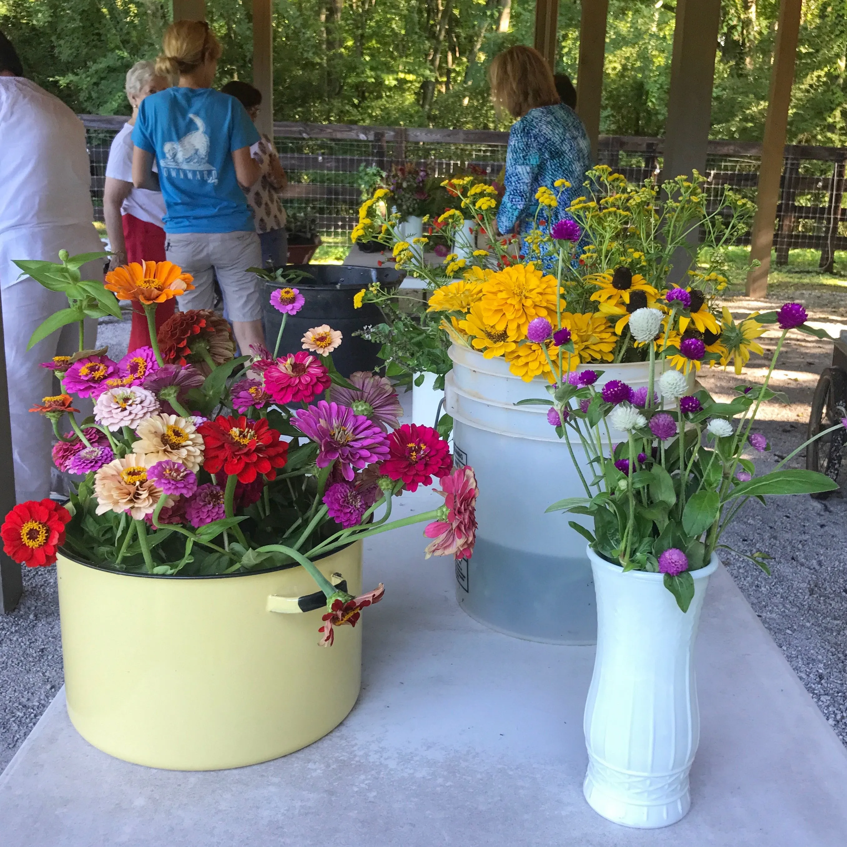 Bloom Stroll and Bouquet Workshop