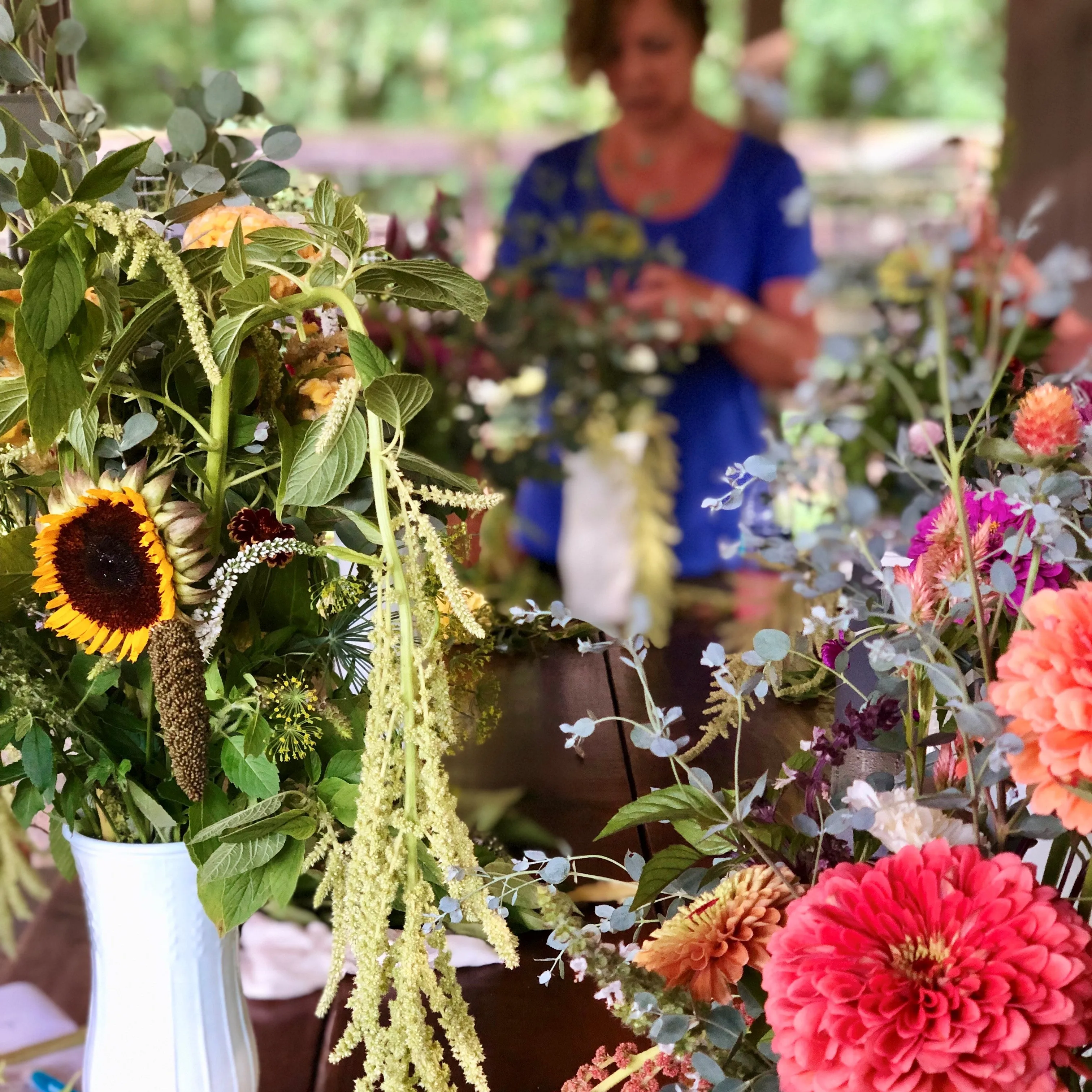 Bloom Stroll and Bouquet Workshop