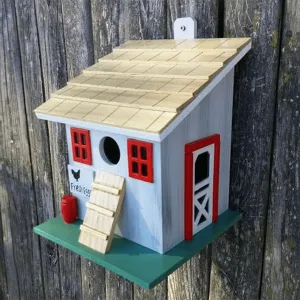 Chicken Coop Birdhouse V2