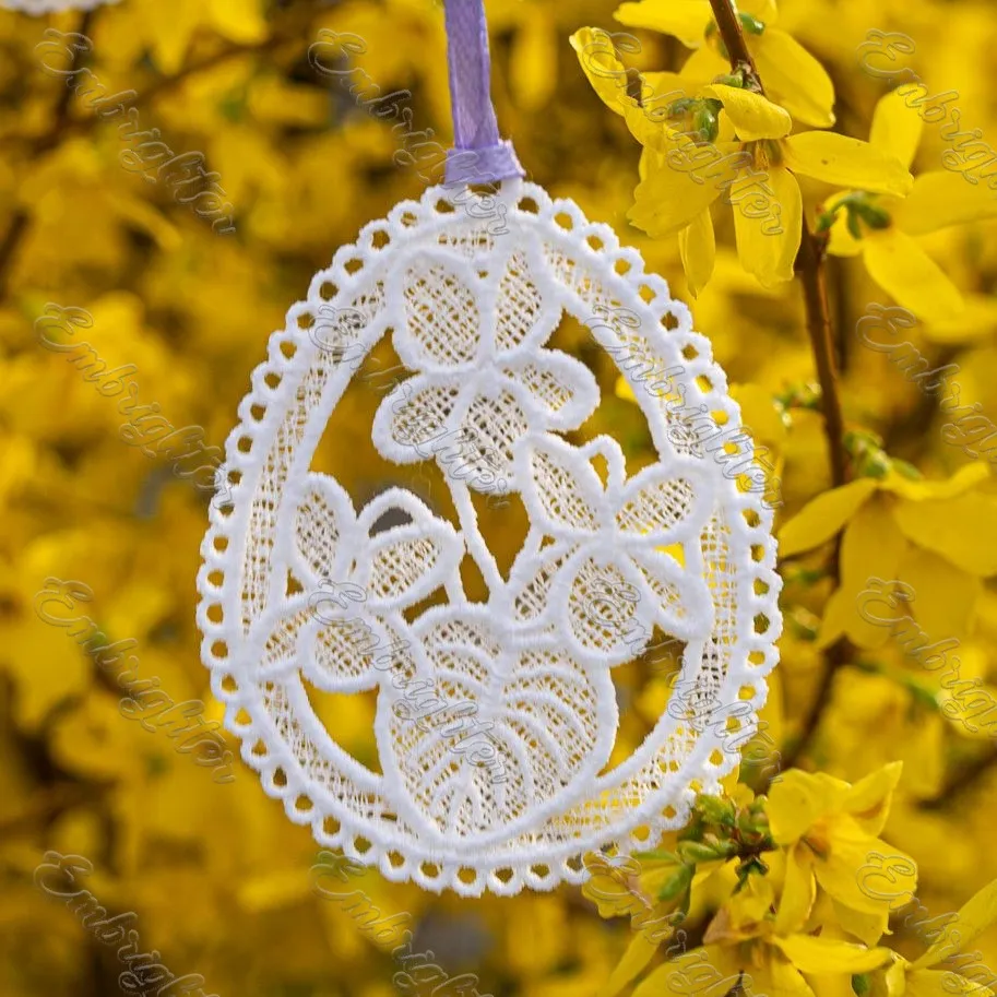 Easter FSL ornament - Violets embroidery design