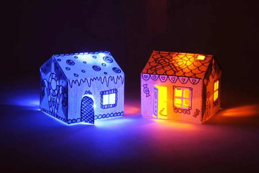 Glowing House Set - BARE Conductive